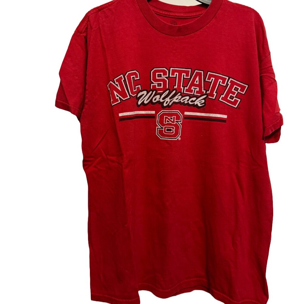 NC State Wolfpack North Carolina State University American Threads Tee Shirt, M